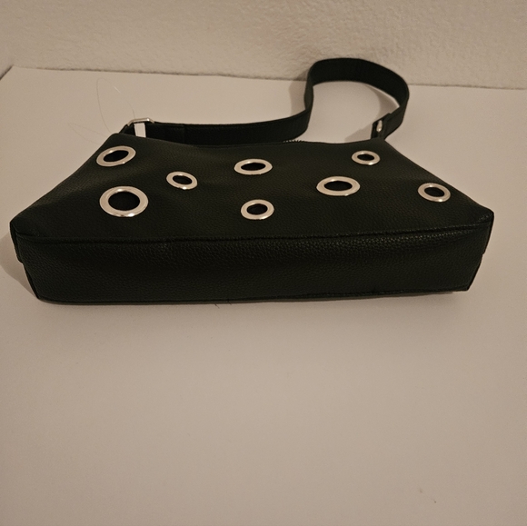 Derek Heart Mini Shoulder Bag - Picture 7 of 7